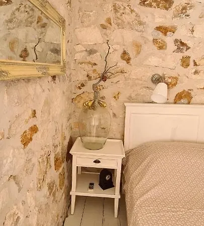 아파트 Life Takes Us To Unexpected Places