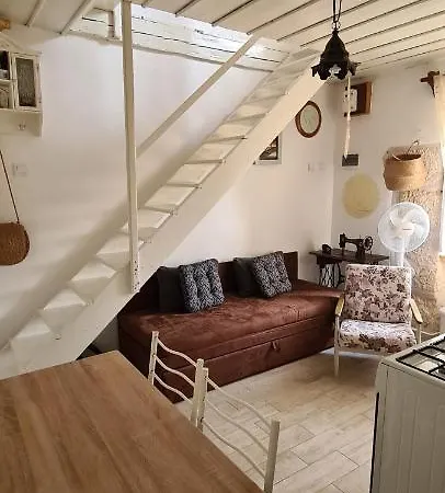 Appartement Life Takes Us To Unexpected Places